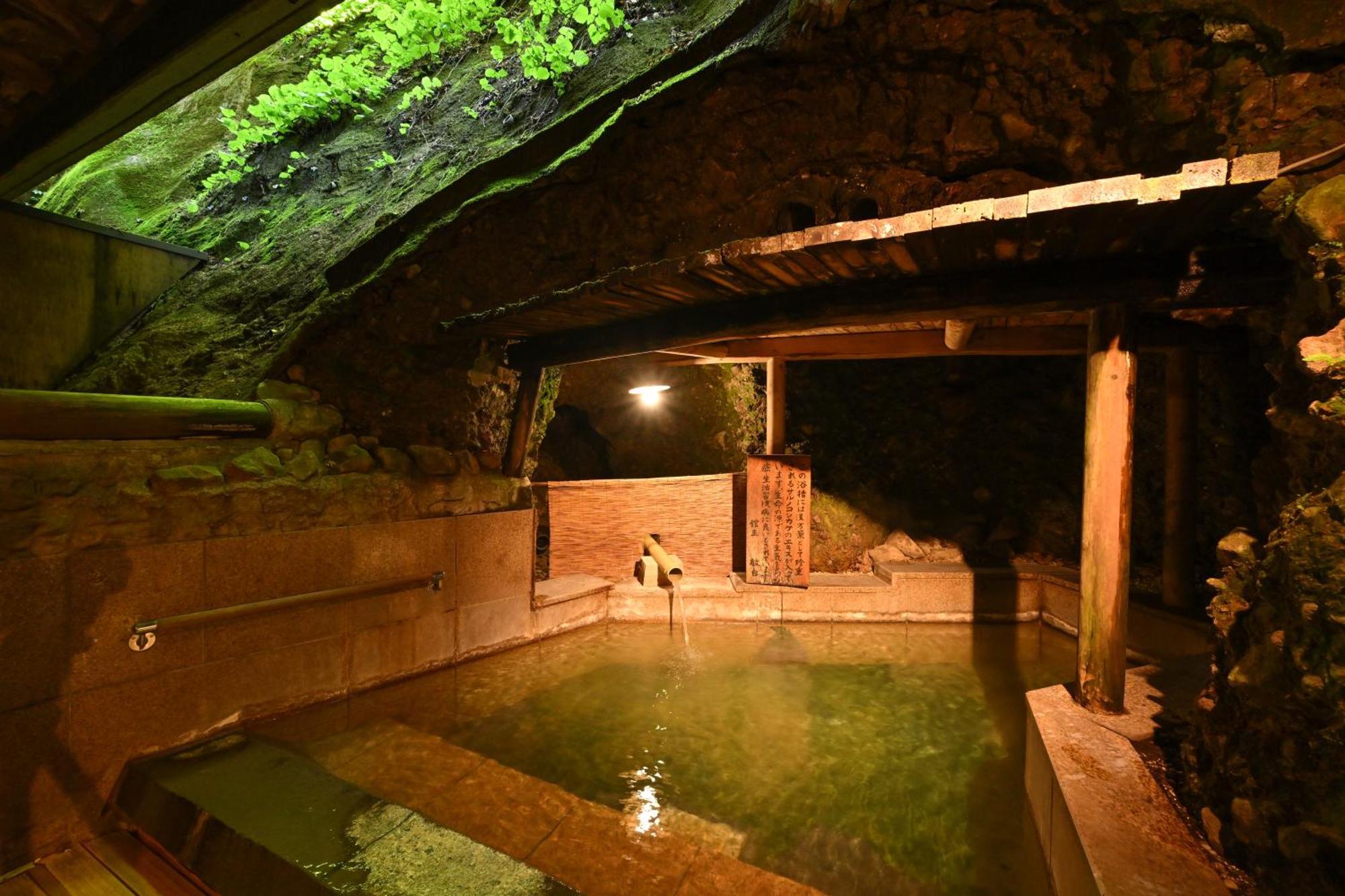 Osakaya Ryokan Кусацу Экстерьер фото