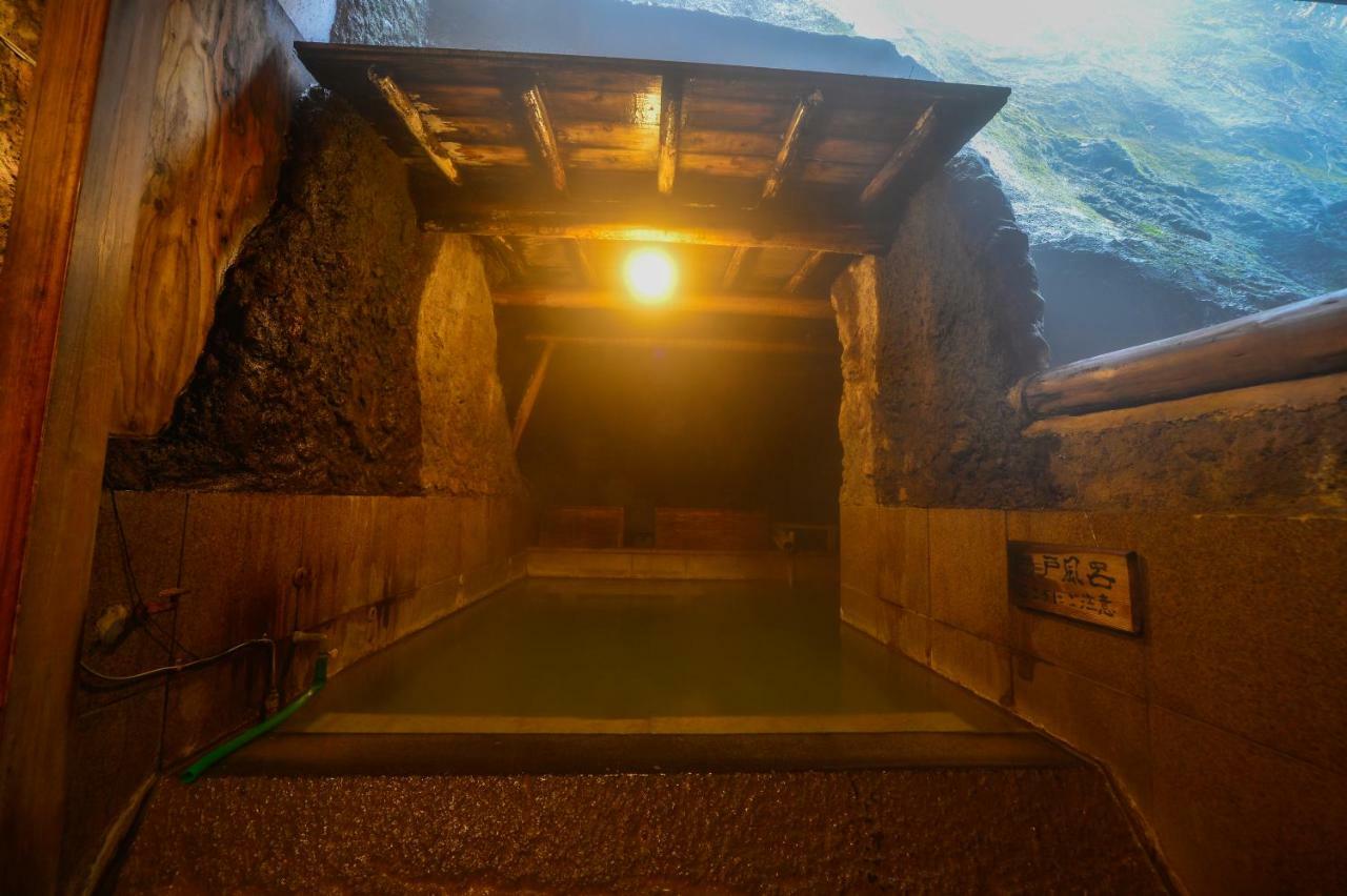 Osakaya Ryokan Кусацу Экстерьер фото